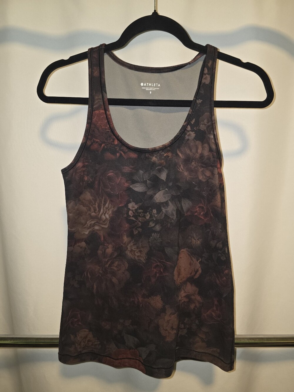 Athleta Dark Floral Tank Top in Burgundy and Charcoal